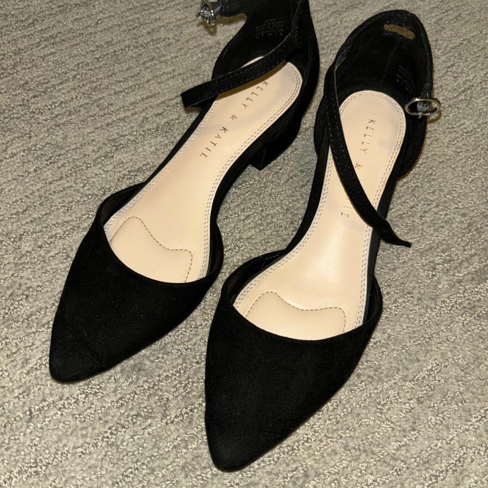 Kelly & Katie Black Block Heeled Shoes